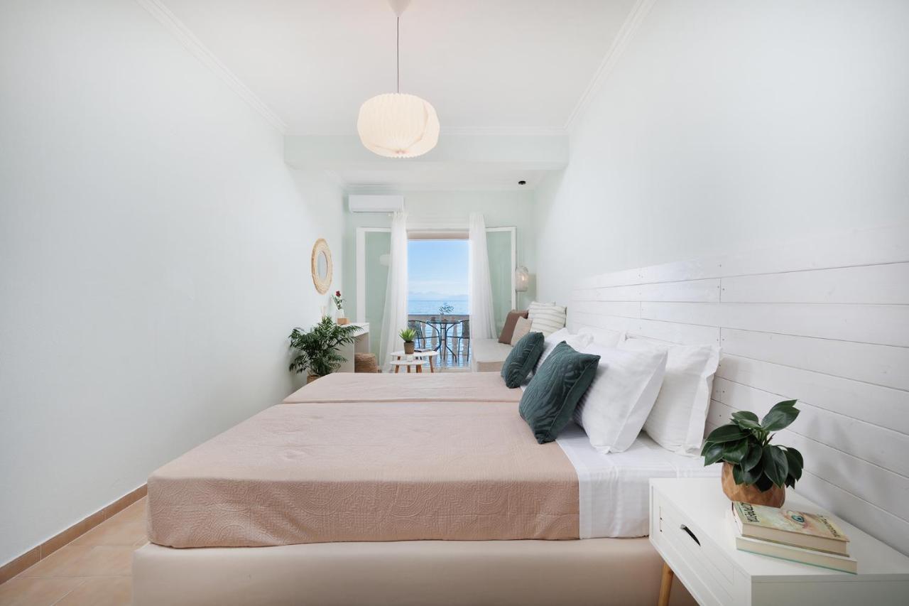 Marina Beachfront Apartment By Konnect, Ypsos Exterior foto